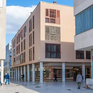 downtown-zadar-apartments.hotelinzadar.com/